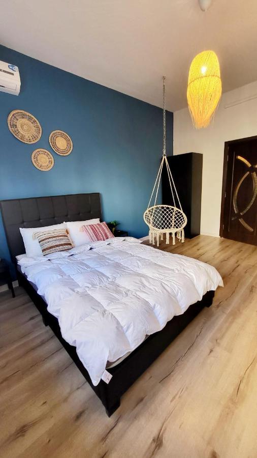 Central Studio Sapphire Apartment Bukares Bagian luar foto